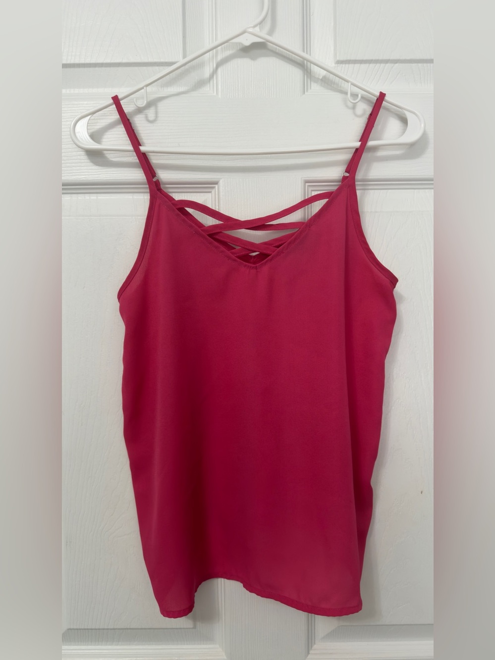 New Look Fuchsia Strappy V-Neck Cami
